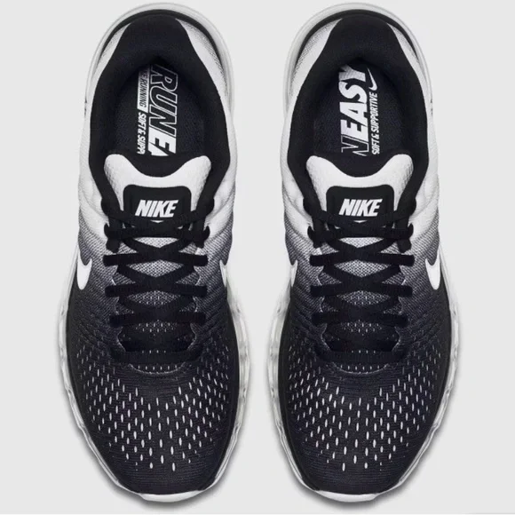Nike Women's Black and White Air Max Sneakers - Picture 3 of 12